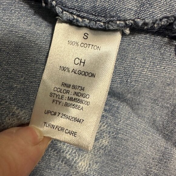 Miley Cyrus Distressed Denim Button Down Shirt 8313 - Picture 9 of 10